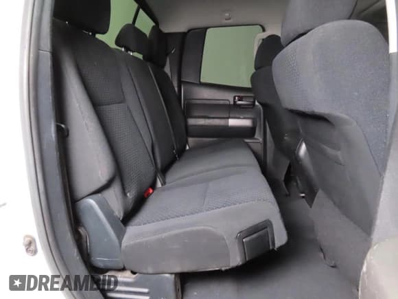 ✅ 2013 Toyota Tundra • VIN: 5TFUY5F18DX316217 • Lot: 80704195. Wystawiony na Copart z przebiegiem 101 298 mil. Bezpłatny archiwum sprzedaży aukcyjnych z USA i szczegółowy raport historii pojazdu na DreamBid. Zdjęcie 6.