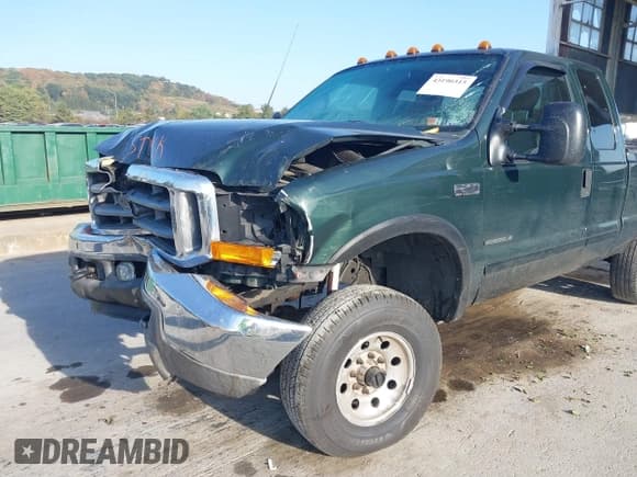 ✅ 2001 Ford F-250 XL • VIN: 1FTNX21F81ED38234 • Lot: 43190315. Listed on IAAI with 226,607 mi. Free auction sales archive from the USA and detailed vehicle history report at DreamBid. Image 13.