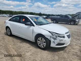 2014 Chevrolet Cruze LS z VIN 1G1PA5SG9E7448294, wystawiony jako Copart lot #67911705 z przebiegiem 149 050 mil mil oraz Szkoda całkowita • Salvage title. Historia ofert i sprzedaży dostępna na DreamBid. Obrazek 4.