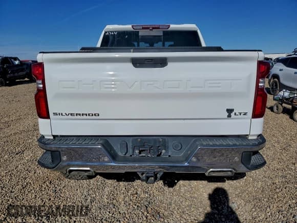 ✅ 2019 Chevrolet Silverado 1500 LTZ • VIN: 1GCUYGEL4KZ109744 • Lot: 95126325. Wystawiony na Copart z przebiegiem 171 993 mil. Bezpłatny archiwum sprzedaży aukcyjnych z USA i szczegółowy raport historii pojazdu na DreamBid. Zdjęcie 6.