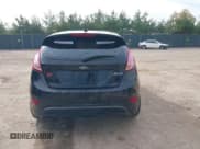 ✅ 2018 Ford Fiesta ST • VIN: 3FADP4GX4JM103174 • Lot: 43616487. Wystawiony na IAAI z przebiegiem 117 435 mil. Bezpłatny archiwum sprzedaży aukcyjnych z USA i szczegółowy raport historii pojazdu na DreamBid. Zdjęcie 16.