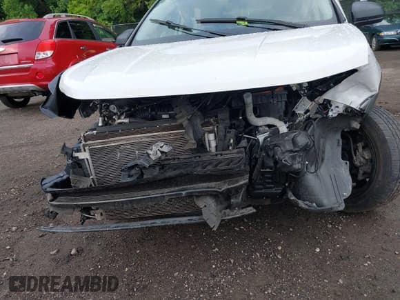 ✅ 2022 Volkswagen Taos S • VIN: 3VVCX7B28NM065426 • Lot: 42705586. Listed on IAAI with 127,624 mi. Free auction sales archive from the USA and detailed vehicle history report at DreamBid. Image 6.