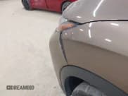 ✅ 2019 Mitsubishi Eclipse Cross LE • VIN: JA4AT4AA4KZ028693 • Lot: 43222873. Wystawiony na IAAI z przebiegiem 121 265 mil. Bezpłatny archiwum sprzedaży aukcyjnych z USA i szczegółowy raport historii pojazdu na DreamBid. Zdjęcie 18.