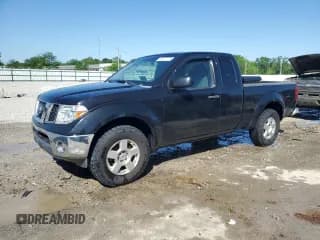 ✅ 2007 Nissan Frontier LE • VIN: 1N6AD06W67C451184 • Lot: 56277775. Wystawiony na Copart z przebiegiem 274 133 mil. Bezpłatny archiwum sprzedaży aukcyjnych z USA i szczegółowy raport historii pojazdu na DreamBid. Zdjęcie 1.