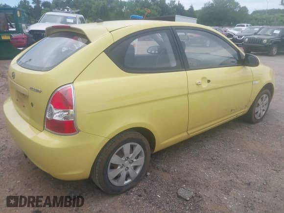 ✅ 2008 Hyundai Accent GS • VIN: KMHCM36C98U073033 • Лот: 42630853. Опубликован ранее на IAAI с пробегом 108 506 миль. Бесплатный доступ к архиву аукционных продаж из США и подробный отчёт об истории автомобиля на DreamBid. Изображение 4.