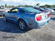 ✅ 2006 Ford Mustang GT Deluxe • VIN: 1ZVFT82H365136022 • Lot: 43614937. Wystawiony na IAAI z przebiegiem 69 894 mil. Bezpłatny archiwum sprzedaży aukcyjnych z USA i szczegółowy raport historii pojazdu na DreamBid. Zdjęcie 3.