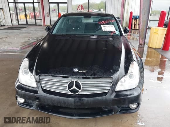 ✅ 2006 Mercedes-Benz CLS 500 • VIN: WDDDJ75X56A045909 • Lot: 41861720. Wystawiony na IAAI z przebiegiem 127 719 mil. Bezpłatny archiwum sprzedaży aukcyjnych z USA i szczegółowy raport historii pojazdu na DreamBid. Zdjęcie 6.