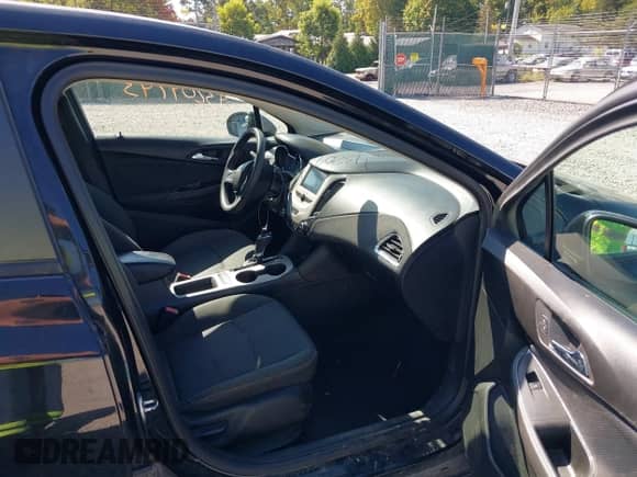 2018 Chevrolet Cruze LS with VIN 1G1BC5SM9J7216864, listed as a IAAI auction lot 43209743 with 144,679 mi miles and . Bid and sale history available at DreamBid. Image 5.