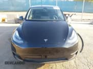 ✅ 2023 Tesla Model Y Long Range • VIN: 7SAYGAEEXPF673871 • Lot: 41980174. Wystawiony na IAAI z przebiegiem 45 870 mil. Bezpłatny archiwum sprzedaży aukcyjnych z USA i szczegółowy raport historii pojazdu na DreamBid. Zdjęcie 12.