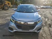 ✅ 2019 Honda HR-V LX • VIN: 3CZRU6H39KG714893 • Лот: 87438555. Опубликован ранее на Copart с пробегом 68 052 миль. Бесплатный доступ к архиву аукционных продаж из США и подробный отчёт об истории автомобиля на DreamBid. Изображение 5.