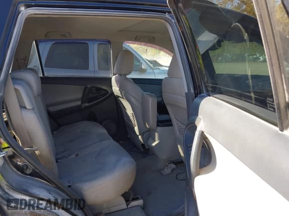 ✅ 2009 Toyota RAV4 Limited • VIN: 2T3ZK31V99W002142 • Lot: 43581531. Listed on IAAI with 148,710 mi. Free auction sales archive from the USA and detailed vehicle history report at DreamBid. Image 8.