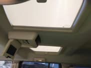 ✅ 2006 Jeep Commander Limited • VIN: 1J8HG58N56C288707 • Lot: 42366711. Listed on IAAI with 132,306 mi. Free auction sales archive from the USA and detailed vehicle history report at DreamBid. Image 13.