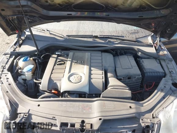 ✅ 2007 Volkswagen Eos • VIN: WVWCA71F47V025065 • Лот: 40722131. Опубликован ранее на IAAI с пробегом 158 576 миль. Бесплатный доступ к архиву аукционных продаж из США и подробный отчёт об истории автомобиля на DreamBid. Изображение 10.