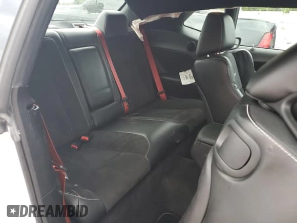 ✅ 2015 Dodge Challenger SRT Hellcat • VIN: 2C3CDZC99FH854283 • Lot: 60892034. Wystawiony na Copart z przebiegiem 10 815 mil. Bezpłatny archiwum sprzedaży aukcyjnych z USA i szczegółowy raport historii pojazdu na DreamBid. Zdjęcie 10.