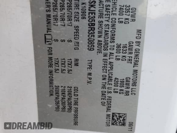 ✅ 2011 Chevrolet Suburban LT • VIN: 1GNSKJE35BR350869 • Лот: 82705345. Опубликован ранее на Copart с пробегом 220 587 миль. Бесплатный доступ к архиву аукционных продаж из США и подробный отчёт об истории автомобиля на DreamBid. Изображение 13.