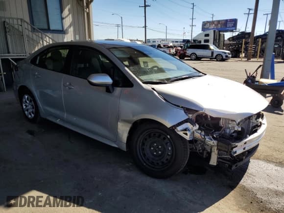 ✅ 2024 Toyota Corolla Hybrid LE • VIN: JTDBCMFE4R3067898 • Лот: 82598765. Опубликован ранее на Copart с пробегом 3 769 миль. Бесплатный доступ к архиву аукционных продаж из США и подробный отчёт об истории автомобиля на DreamBid. Изображение 4.