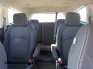 ✅ 2017 Chevrolet Traverse LT • VIN: 1GNKVGKD4HJ265102 • Lot: 72054204. Wystawiony na Copart z przebiegiem 43 053 mil. Bezpłatny archiwum sprzedaży aukcyjnych z USA i szczegółowy raport historii pojazdu na DreamBid. Zdjęcie 10.