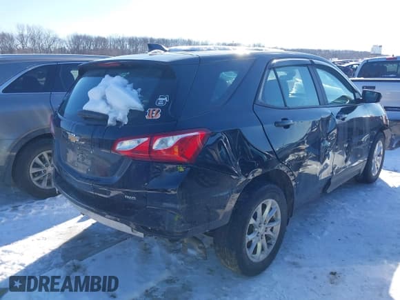 ✅ 2020 Chevrolet Equinox LS • VIN: 2GNAXFEV1L6141055 • Lot: 41259683. Listed on IAAI with 107,798 mi. Free auction sales archive from the USA and detailed vehicle history report at DreamBid. Image 4.