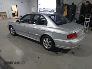 ✅ 2005 Hyundai Sonata GLS • VIN: KMHWF35H95A156494 • Лот: 41572111. Опубликован ранее на IAAI с пробегом 99 348 миль. Бесплатный доступ к архиву аукционных продаж из США и подробный отчёт об истории автомобиля на DreamBid. Изображение 3.