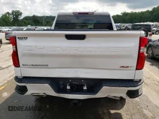 ✅ 2020 Chevrolet Silverado 1500 RST • VIN: 1GCUYEED6LZ304324 • Lot: 63973304. Wystawiony na Copart z przebiegiem 85 358 mil. Bezpłatny archiwum sprzedaży aukcyjnych z USA i szczegółowy raport historii pojazdu na DreamBid. Zdjęcie 6.