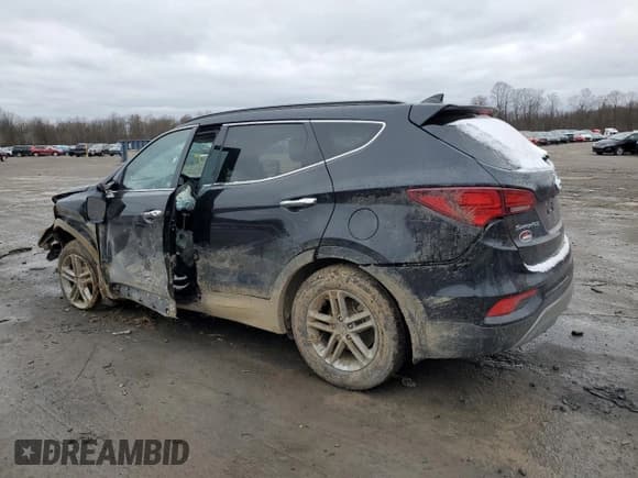 ✅ 2017 Hyundai Santa Fe 2.4L • VIN: 5NMZUDLB2HH023842 • Лот: 82839803. Опубликован ранее на Copart с пробегом 39 883 миль. Бесплатный доступ к архиву аукционных продаж из США и подробный отчёт об истории автомобиля на DreamBid. Изображение 2.