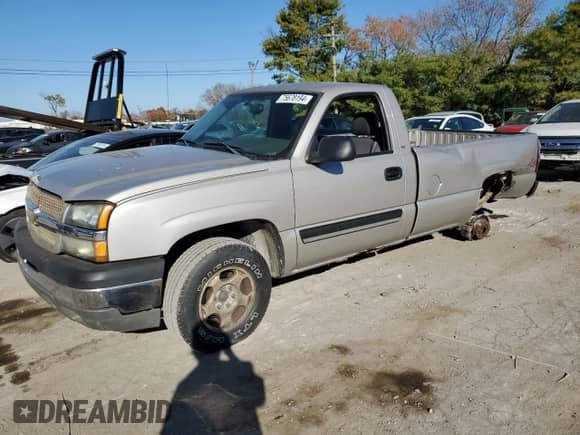 2004 Chevrolet Silverado 1500 Work Truck z VIN 1GCEK14V54Z244451, wystawiony jako Copart lot #75678194 z przebiegiem 81 721 mil mil oraz Szkoda całkowita • Salvage title. Historia ofert i sprzedaży dostępna na DreamBid. Obrazek 1.