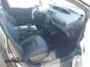 2022 Toyota Prius XLE z VIN JTDL9MFU3N3035688, wystawiony jako IAAI lot #43086721 z przebiegiem 125 115 mil mil oraz . Historia ofert i sprzedaży dostępna na DreamBid. Obrazek 5.