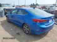 2018 Hyundai Elantra Value Edition z VIN 5NPD84LF7JH279551, wystawiony jako IAAI lot #40075962 z przebiegiem 91 961 mil mil oraz . Historia ofert i sprzedaży dostępna na DreamBid. Obrazek 3.