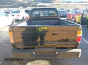 ✅ 1987 Toyota Pickup • VIN: JT4RN50R9H0249218 • Лот: 43461446. Опубликован ранее на IAAI с пробегом 160 543 миль. Бесплатный доступ к архиву аукционных продаж из США и подробный отчёт об истории автомобиля на DreamBid. Изображение 16.