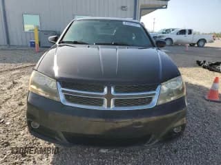 ✅ 2013 Dodge Avenger SXT • VIN: 1C3CDZCG1DN628564 • Lot: 83665344. Wystawiony na Copart z przebiegiem 38 968 mil. Bezpłatny archiwum sprzedaży aukcyjnych z USA i szczegółowy raport historii pojazdu na DreamBid. Zdjęcie 5.