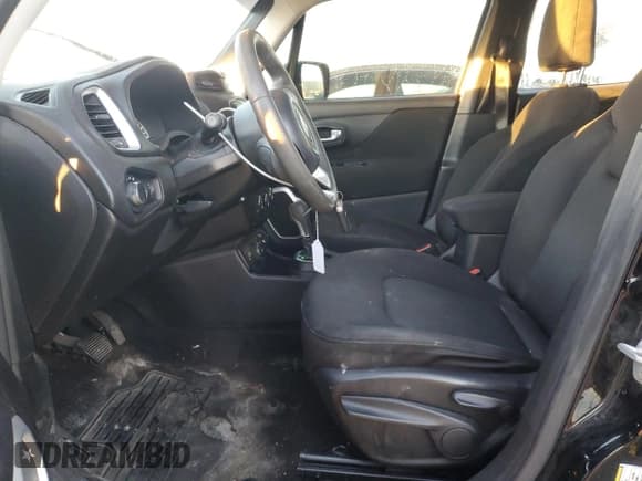✅ 2018 Jeep Renegade Sport • VIN: ZACCJBABXJPG90163 • Lot: 90647705. Listed on Copart with 167,729 mi. Free auction sales archive from the USA and detailed vehicle history report at DreamBid. Image 7.