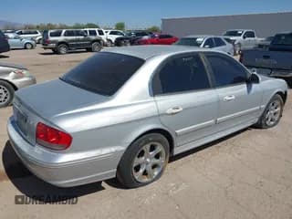 ✅ 2002 Hyundai Sonata • VIN: KMHWF25S92A661453 • Lot: 42304453. Wystawiony na IAAI z przebiegiem 93 192 mil. Bezpłatny archiwum sprzedaży aukcyjnych z USA i szczegółowy raport historii pojazdu na DreamBid. Zdjęcie 4.