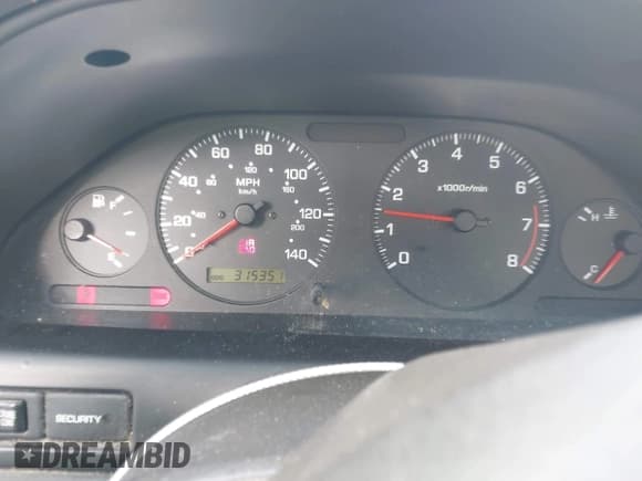 ✅ 1999 Infiniti I30 • VIN: JNKCA21A7XT762018 • Lot: 41146376. Wystawiony na IAAI z przebiegiem 315 351 mil. Bezpłatny archiwum sprzedaży aukcyjnych z USA i szczegółowy raport historii pojazdu na DreamBid. Zdjęcie 7.