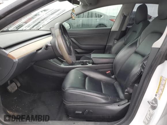 ✅ 2020 Tesla Model 3 Long Range • VIN: 5YJ3E1EB6LF735702 • Lot: 86524175. Wystawiony na Copart z przebiegiem 155 211 mil. Bezpłatny archiwum sprzedaży aukcyjnych z USA i szczegółowy raport historii pojazdu na DreamBid. Zdjęcie 7.