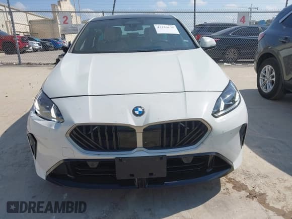 ✅ 2025 BMW 2 Series 228i xDrive • VIN: WBA23GG00S7S60937 • Lot: 43229175. Listed on IAAI with 11,334 mi. Free auction sales archive from the USA and detailed vehicle history report at DreamBid. Image 12.
