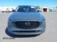 ✅ 2023 Mazda CX-5 S Preferred • VIN: JM3KFBCM4P0289418 • Lot: 43404635. Wystawiony na IAAI z przebiegiem 42 300 mil. Bezpłatny archiwum sprzedaży aukcyjnych z USA i szczegółowy raport historii pojazdu na DreamBid. Zdjęcie 12.