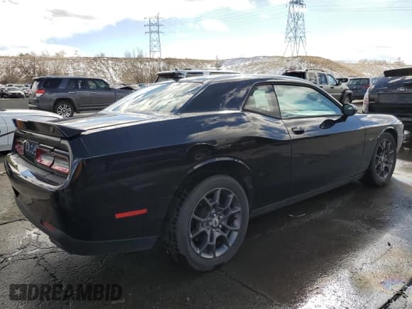 ✅ 2018 Dodge Challenger GT • VIN: 2C3CDZGG4JH257320 • Lot: 43041744. Wystawiony na Copart z przebiegiem Nie podano. Bezpłatny archiwum sprzedaży aukcyjnych z USA i szczegółowy raport historii pojazdu na DreamBid. Zdjęcie 3.