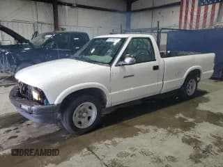 ✅ 1995 Chevrolet S-10 • VIN: 1GCCS1443S8220375 • Лот: 88179225. Опубликован ранее на Copart с пробегом 136 843 миль. Бесплатный доступ к архиву аукционных продаж из США и подробный отчёт об истории автомобиля на DreamBid. Изображение 1.