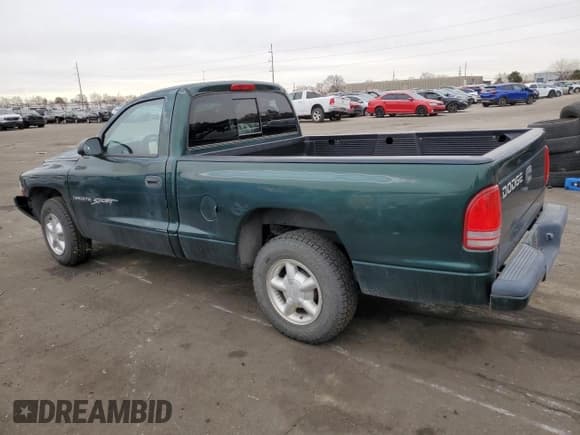 ✅ 1999 Dodge Dakota SLT • VIN: 1B7FL26X8XS161292 • Lot: 83675504. Wystawiony na Copart z przebiegiem 108 515 mil. Bezpłatny archiwum sprzedaży aukcyjnych z USA i szczegółowy raport historii pojazdu na DreamBid. Zdjęcie 2.