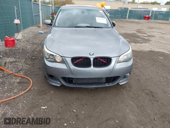 ✅ 2008 BMW 5 Series 535i • VIN: WBANW13588CN56503 • Lot: 43513526. Wystawiony na IAAI z przebiegiem 175 424 mil. Bezpłatny archiwum sprzedaży aukcyjnych z USA i szczegółowy raport historii pojazdu na DreamBid. Zdjęcie 6.