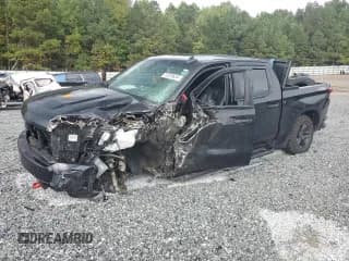 ✅ 2021 Chevrolet Silverado 1500 Custom Trail Boss • VIN: 1GCPYCEF8MZ442399 • Lot: 72628634. Wystawiony na Copart z przebiegiem Nie podano. Bezpłatny archiwum sprzedaży aukcyjnych z USA i szczegółowy raport historii pojazdu na DreamBid. Zdjęcie 1.