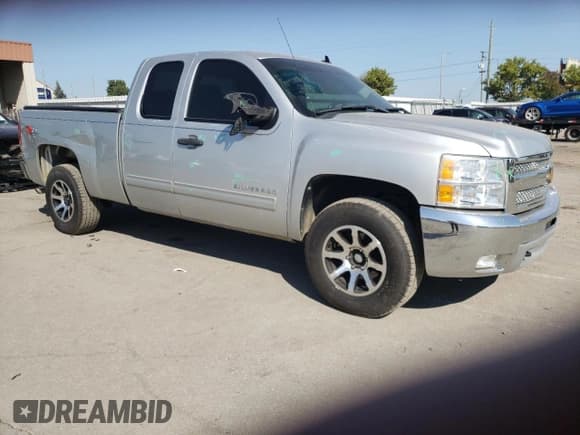 ✅ 2012 Chevrolet Silverado 1500 LT • VIN: 1GCRKSE74CZ115638 • Lot: 71331734. Listed on Copart with 153,314 mi. Free auction sales archive from the USA and detailed vehicle history report at DreamBid. Image 4.
