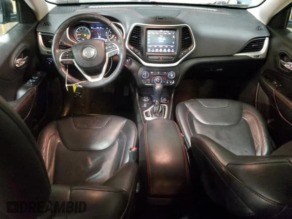 ✅ 2014 Jeep Cherokee Trailhawk • VIN: 1C4PJMBS8EW150380 • Lot: 92049015. Listed on Copart with 90,306 mi. Free auction sales archive from the USA and detailed vehicle history report at DreamBid. Image 8.