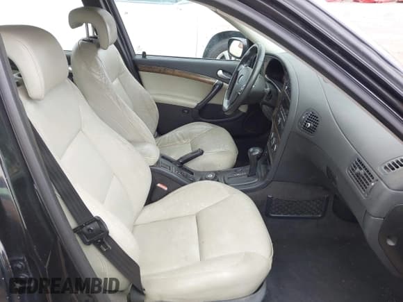 ✅ 2008 Saab 9-5 SportCombi • VIN: YS3ED59G383510143 • Лот: 42338215. Опубликован ранее на IAAI с пробегом 171 557 миль. Бесплатный доступ к архиву аукционных продаж из США и подробный отчёт об истории автомобиля на DreamBid. Изображение 5.