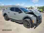 2024 Hyundai Santa Cruz Night Edition с VIN 5NTJCDAF3RH100570, выставлен на аукционе Copart как лот 81579634 с пробегом 6 238 миль миль и Списание • Salvage title. История ставок и продаж доступна на DreamBid. Изображение 4.