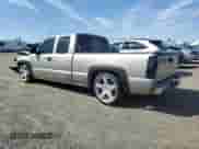 2001 Chevrolet Silverado 1500 LT z VIN 1GCEC19T01Z328774, wystawiony jako Copart lot #51870105 z przebiegiem Nie podano mil oraz Szkoda całkowita • Salvage title. Historia ofert i sprzedaży dostępna na DreamBid. Obrazek 2.