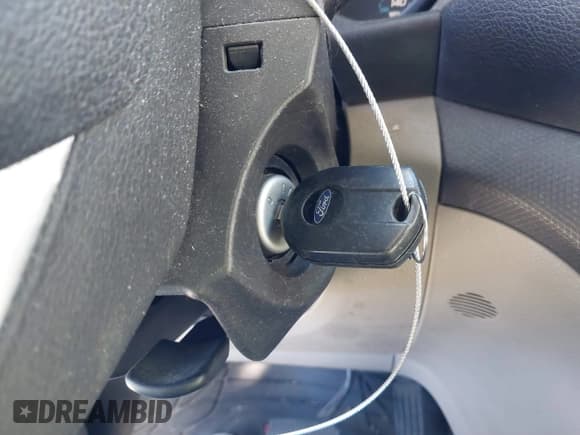 ✅ 2014 Ford Transit Connect XLT • VIN: NM0AE8F7XE1148356 • Лот: 41658732. Опубликован ранее на IAAI с пробегом 128 180 миль. Бесплатный доступ к архиву аукционных продаж из США и подробный отчёт об истории автомобиля на DreamBid. Изображение 11.