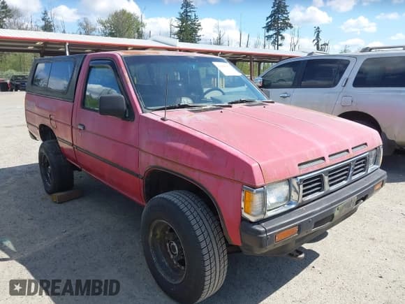 ✅ 1986 Nissan D21 • VIN: JN6ND11Y8GW004211 • Lot: 42088153. Listed on IAAI with 250,104 mi. Free auction sales archive from the USA and detailed vehicle history report at DreamBid. Image 1.