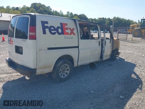 ✅ 2012 Chevrolet Express Cargo • VIN: 1GCSGAFX0C1141096 • Lot: 43182473. Listed on IAAI with Not provided. Free auction sales archive from the USA and detailed vehicle history report at DreamBid. Image 4.