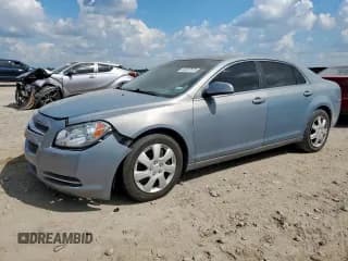 ✅ 2009 Chevrolet Malibu 1LT • VIN: 1G1ZH57B49F155934 • Лот: 84537575. Опубликован ранее на Copart с пробегом 144 344 миль. Бесплатный доступ к архиву аукционных продаж из США и подробный отчёт об истории автомобиля на DreamBid. Изображение 1.